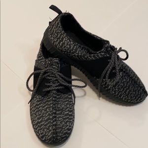 Bamboo Knit Lace Up Sneaker